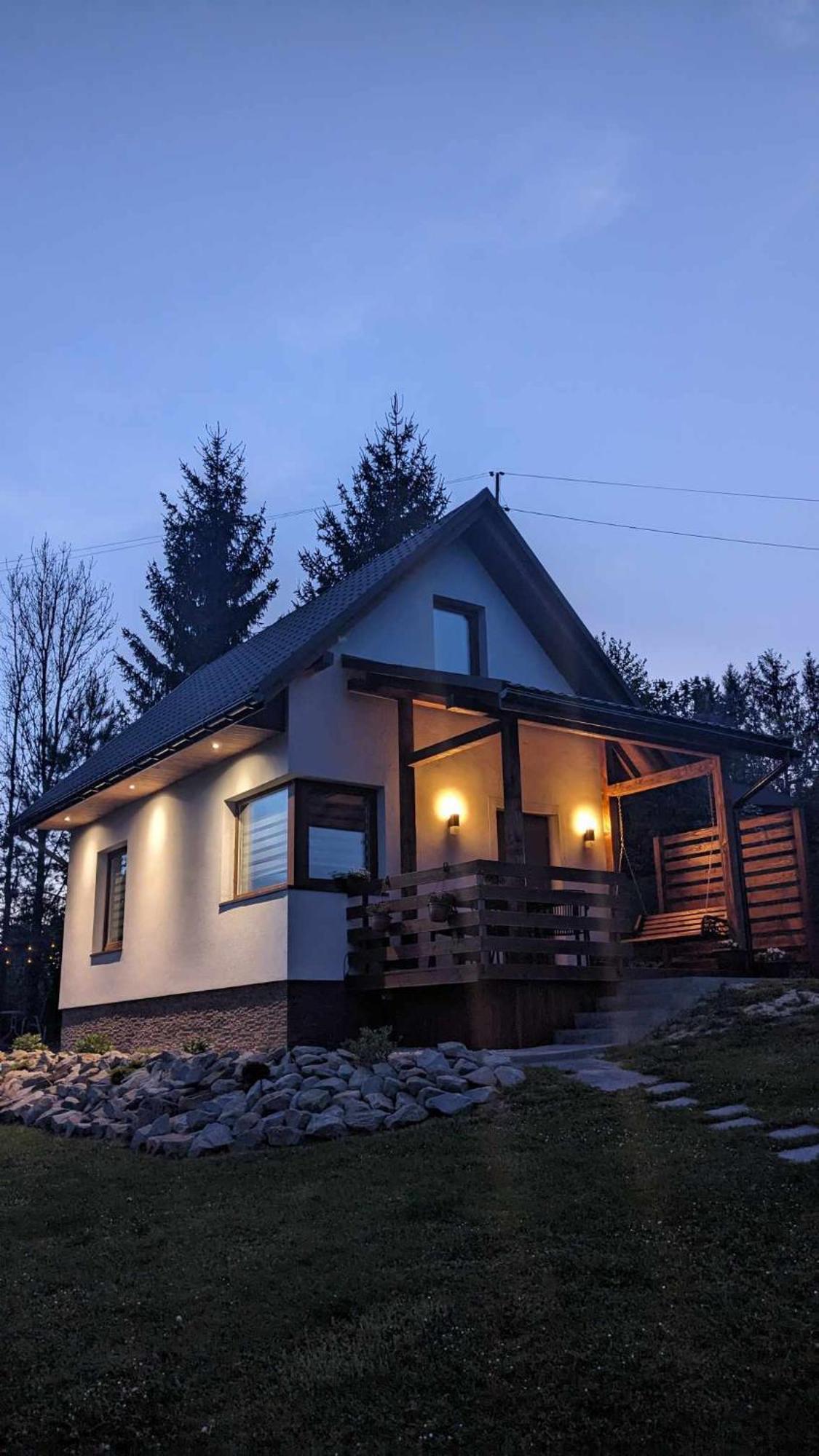Cichata - Domek W Bieszczadach Czarna  Kültér fotó